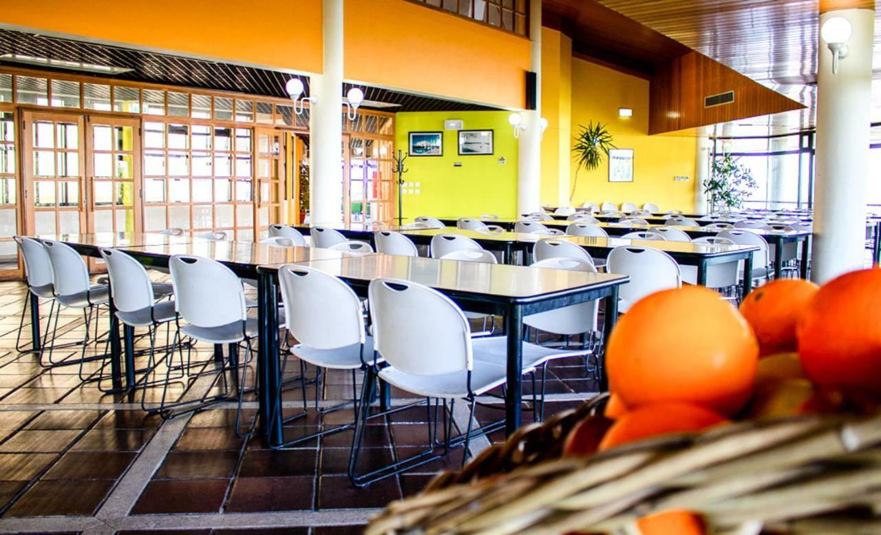 Hi - De Juventude Hostel Almada
